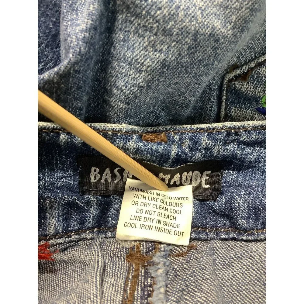 Vintage Basil & Maude Embroidered And Rivited Blue Jeans Size 2 lowrise stretch